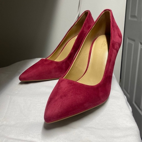 Michael Kors Red Suede Heels with Gold Accents - Picture 2 of 8